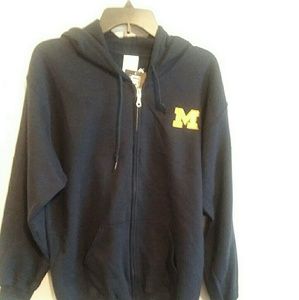 Michigan Wolverines Sweater Hoodie size M